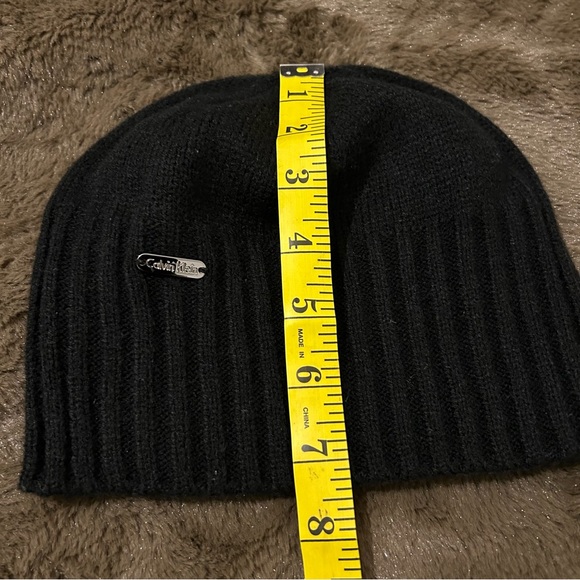 Calvin Klein Beanie - Picture 4 of 4